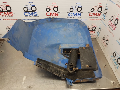 New Holland Tm, Ts, Tl, 60, 40, 35 Series, Mudguard Extension Rhs 82007495 - Крыло: фото 5 New Holland Tm, Ts, Tl, 60, 40, 35 Series, Mudguard Extension Rhs 82007495 - Крыло: фото 5