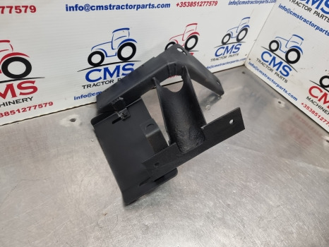 New Holland Tm, Ts, Tl, 60, 40 Series Mudguard Extension Lhs 82029986 - Крыло: фото 2 New Holland Tm, Ts, Tl, 60, 40 Series Mudguard Extension Lhs 82029986 - Крыло: фото 2