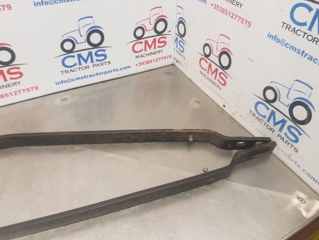 New Holland Tm120, 140, 150, 155 Bonnet Brackets 82011113, 82011114 - Капот для Телескопических погрузчиков: фото 4 New Holland Tm120, 140, 150, 155 Bonnet Brackets 82011113, 82011114 - Капот для Телескопических погрузчиков: фото 4