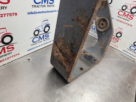 New Holland Tm155, Tm140, Tm165, 8360, Tm, 60, Cab Suspension Bracket 82021166 - Подвеска кабины: фото 4 New Holland Tm155, Tm140, Tm165, 8360, Tm, 60, Cab Suspension Bracket 82021166 - Подвеска кабины: фото 4