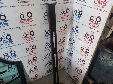 New Holland Ts115a, Ts110, Ts110,a Ts130a Propeller Shaft Shield 47126816 - Карданный вал для Тракторов: фото 1 New Holland Ts115a, Ts110, Ts110,a Ts130a Propeller Shaft Shield 47126816 - Карданный вал для Тракторов: фото 1