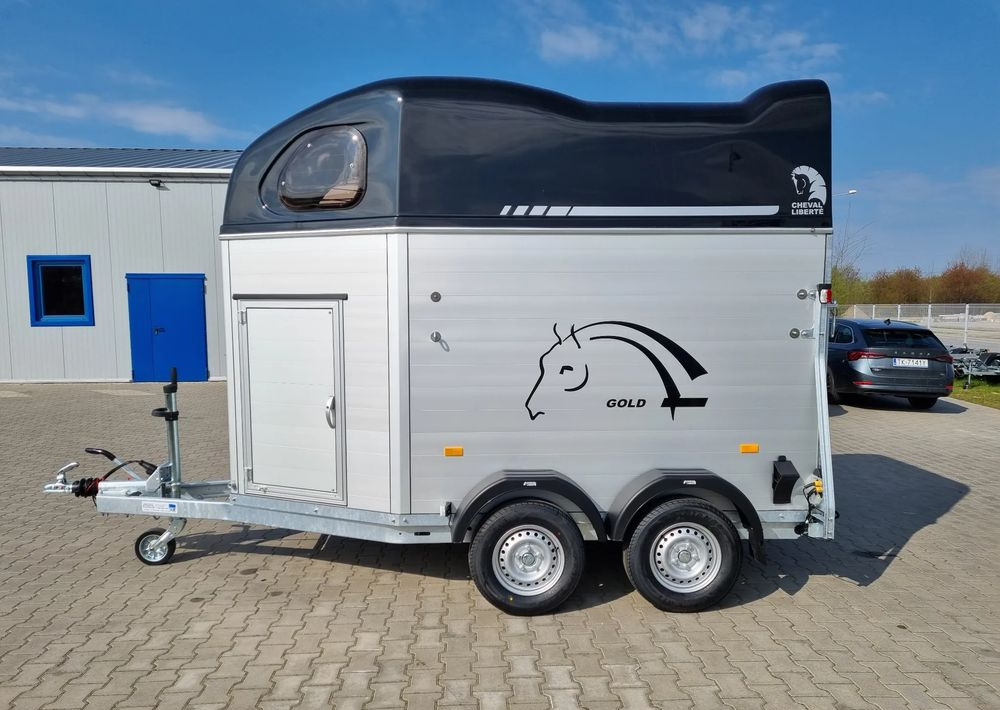 Cheval Liberte Gold First Alu + siodlarnia przyczepa dwukonna - Прицеп для легкового автомобиля: фото 4 Cheval Liberte Gold First Alu + siodlarnia przyczepa dwukonna - Прицеп для легкового автомобиля: фото 4