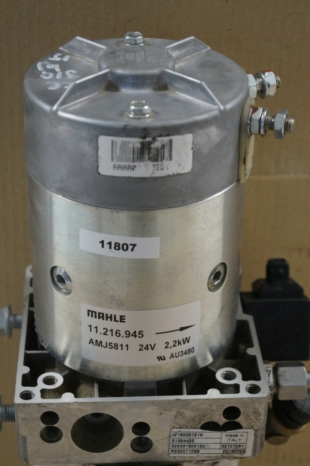 Jungheinrich 51064221 | Pump unit 24V 2,2KW Mahle AMJ5811 Pump motor 51056970 Pump unit 24V 2,2KW Mahle AMJ5811 Pump motor 51056970 Tank 16146890 Valve block 51305972 for ECE310 year 2015 - Гидравлический насос для Погрузочно-разгрузочной техники: фото 2 Jungheinrich 51064221 | Pump unit 24V 2,2KW Mahle AMJ5811 Pump motor 51056970 Pump unit 24V 2,2KW Mahle AMJ5811 Pump motor 51056970 Tank 16146890 Valve block 51305972 for ECE310 year 2015 - Гидравлический насос для Погрузочно-разгрузочной техники: фото 2
