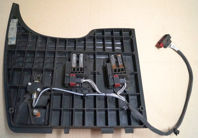 Jungheinrich 51189782 | Vloerplaat Floorplate ETV from Year 2011 Driving pedal 5 Vloerplaat Floorplate ETV from Year 2011 Driving pedal 51443197 Brake pedal 51198398 Kill switch 51188550 kabel 51178968 - Рама/ Шасси для Погрузочно-разгрузочной техники: фото 2 Jungheinrich 51189782 | Vloerplaat Floorplate ETV from Year 2011 Driving pedal 5 Vloerplaat Floorplate ETV from Year 2011 Driving pedal 51443197 Brake pedal 51198398 Kill switch 51188550 kabel 51178968 - Рама/ Шасси для Погрузочно-разгрузочной техники: фото 2