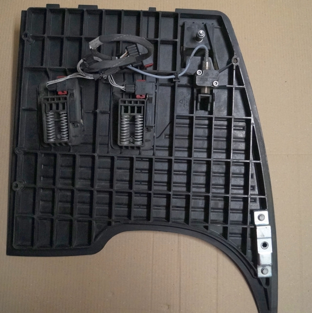 Jungheinrich 51189782 | Vloerplaat Floorplate ETV from Year 2011 Driving pedal 5 Vloerplaat Floorplate ETV from Year 2011 Driving pedal 51443197 Brake pedal 51198398 Kill switch 51188550 kabel 51178968 - Рама/ Шасси для Погрузочно-разгрузочной техники: фото 2 Jungheinrich 51189782 | Vloerplaat Floorplate ETV from Year 2011 Driving pedal 5 Vloerplaat Floorplate ETV from Year 2011 Driving pedal 51443197 Brake pedal 51198398 Kill switch 51188550 kabel 51178968 - Рама/ Шасси для Погрузочно-разгрузочной техники: фото 2