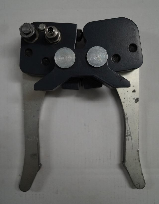 Jungheinrich 51193016 | Hydraulic Clamb from EKS308 year 2014 loading sensor 511 Hydraulic Clamb from EKS308 year 2014 loading sensor 51106010 - Гидравлика для Погрузочно-разгрузочной техники: фото 1 Jungheinrich 51193016 | Hydraulic Clamb from EKS308 year 2014 loading sensor 511 Hydraulic Clamb from EKS308 year 2014 loading sensor 51106010 - Гидравлика для Погрузочно-разгрузочной техники: фото 1