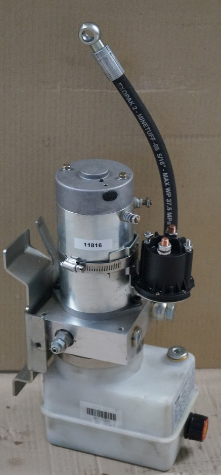 Jungheinrich 51773808 | Pump unit VIBO MD24120 24V 1,2Kw for EJE M13 Pump unit VIBO MD24120 24V 1,2Kw for EJE M13 - Гидравлический насос для Погрузочно-разгрузочной техники: фото 1 Jungheinrich 51773808 | Pump unit VIBO MD24120 24V 1,2Kw for EJE M13 Pump unit VIBO MD24120 24V 1,2Kw for EJE M13 - Гидравлический насос для Погрузочно-разгрузочной техники: фото 1