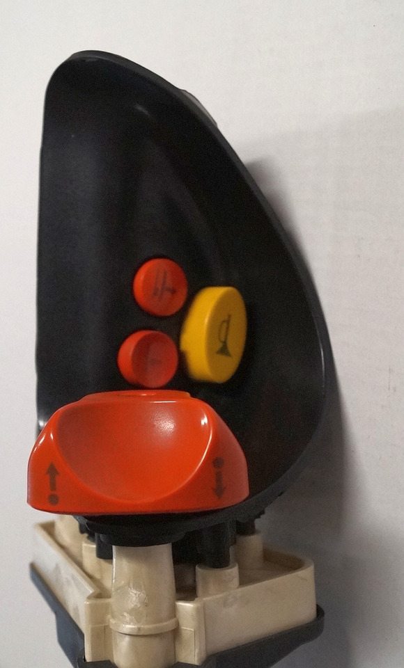 Linde 1443605100 | Rijschakelaar Control handle Control module - Электрическая система для Погрузочно-разгрузочной техники: фото 1 Linde 1443605100 | Rijschakelaar Control handle Control module - Электрическая система для Погрузочно-разгрузочной техники: фото 1