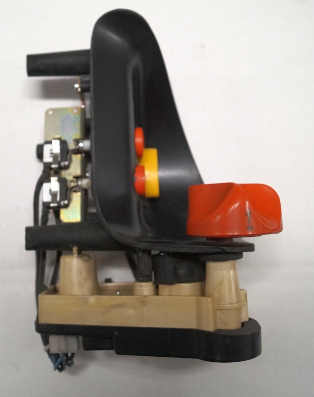 Linde 1443605100 | Rijschakelaar Control handle Control module - Электрическая система для Погрузочно-разгрузочной техники: фото 3 Linde 1443605100 | Rijschakelaar Control handle Control module - Электрическая система для Погрузочно-разгрузочной техники: фото 3