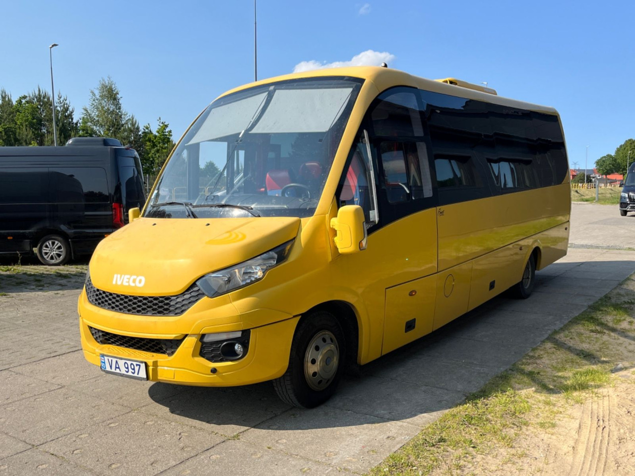 Iveco Rosero First / 24+1+1 / Telma/ EURO6 - Туристический автобус: фото 5 Iveco Rosero First / 24+1+1 / Telma/ EURO6 - Туристический автобус: фото 5