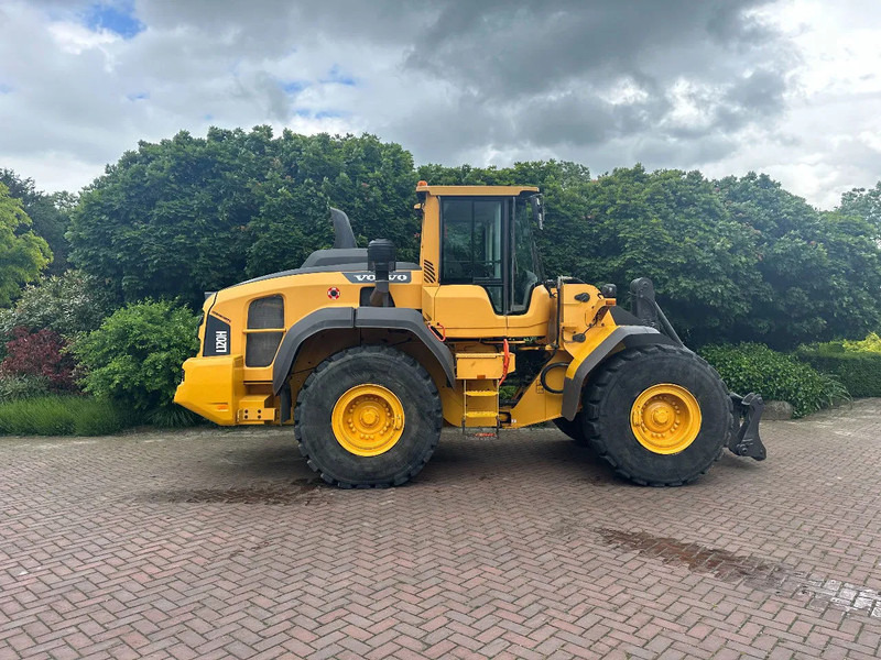 Volvo L120 H - Колёсный погрузчик: фото 5 Volvo L120 H - Колёсный погрузчик: фото 5