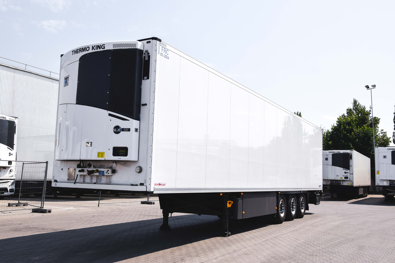 Schmitz Cargobull SKO FP 45 ThermoKing SLXi 300 - Полуприцеп-рефрижератор: фото 1 Schmitz Cargobull SKO FP 45 ThermoKing SLXi 300 - Полуприцеп-рефрижератор: фото 1