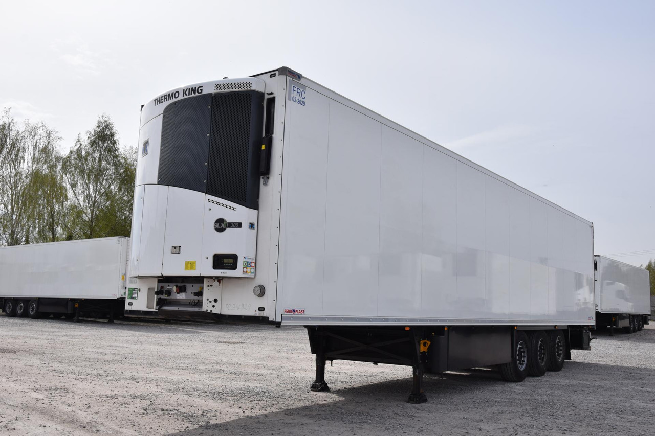 Schmitz Cargobull SKO FP 45 ThermoKing SLXi 300 - Полуприцеп-рефрижератор: фото 1 Schmitz Cargobull SKO FP 45 ThermoKing SLXi 300 - Полуприцеп-рефрижератор: фото 1