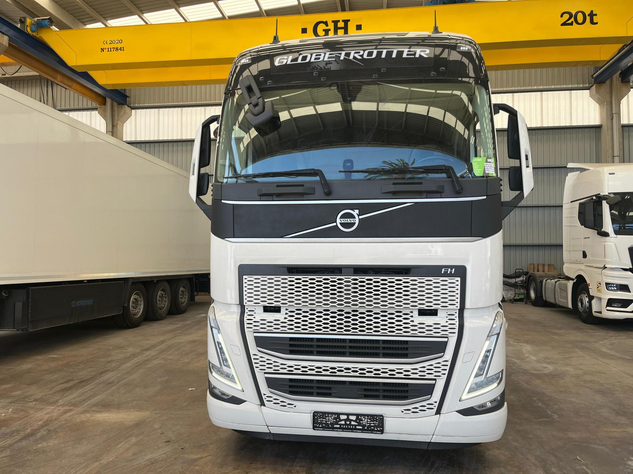 Volvo FH 460 Globetrotter XL i-Save I-ParkCool - Тягач: фото 3 Volvo FH 460 Globetrotter XL i-Save I-ParkCool - Тягач: фото 3