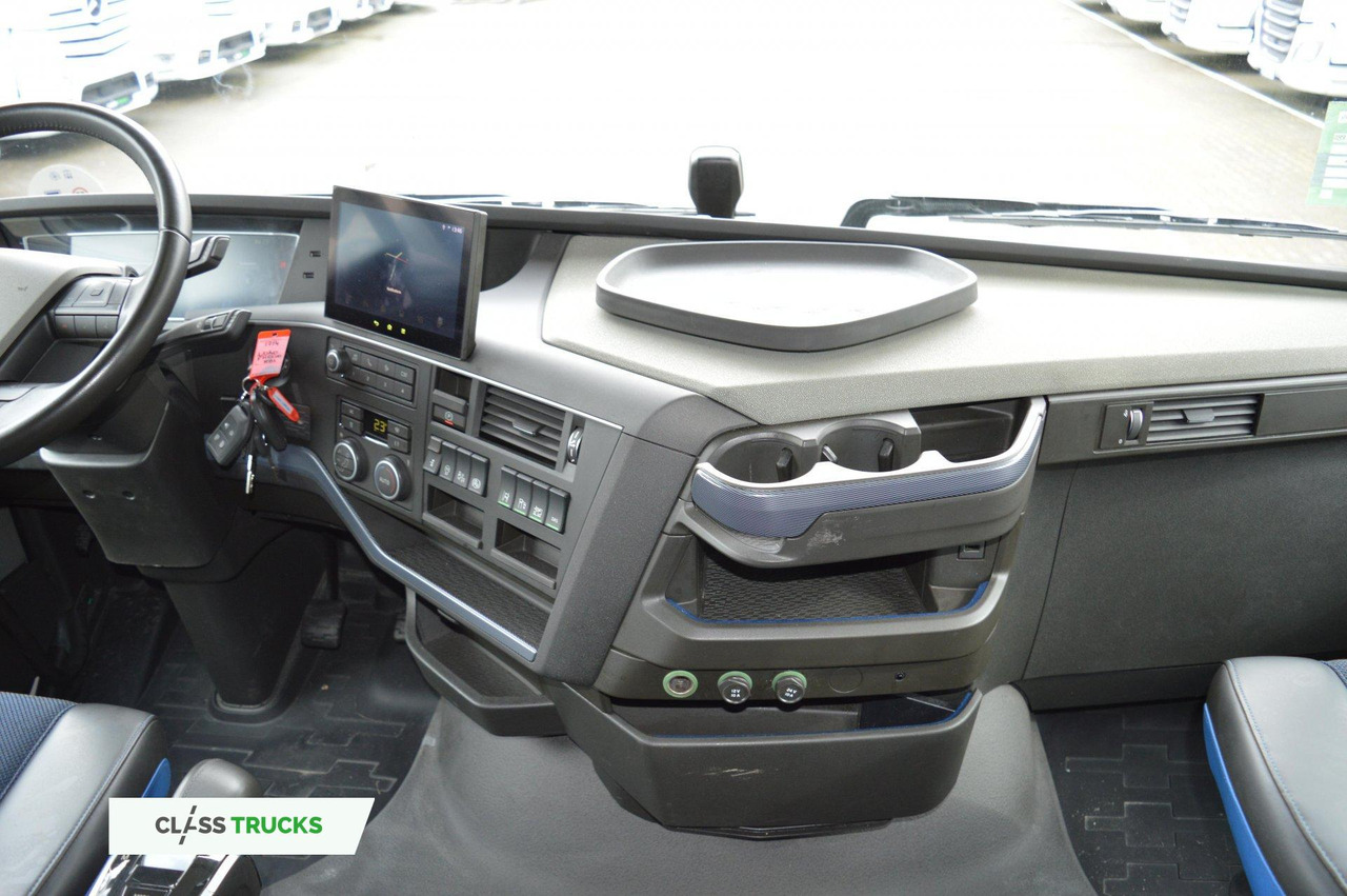 Тягач Volvo FH 500 Globetrotter XL: фото 13 Тягач Volvo FH 500 Globetrotter XL: фото 13