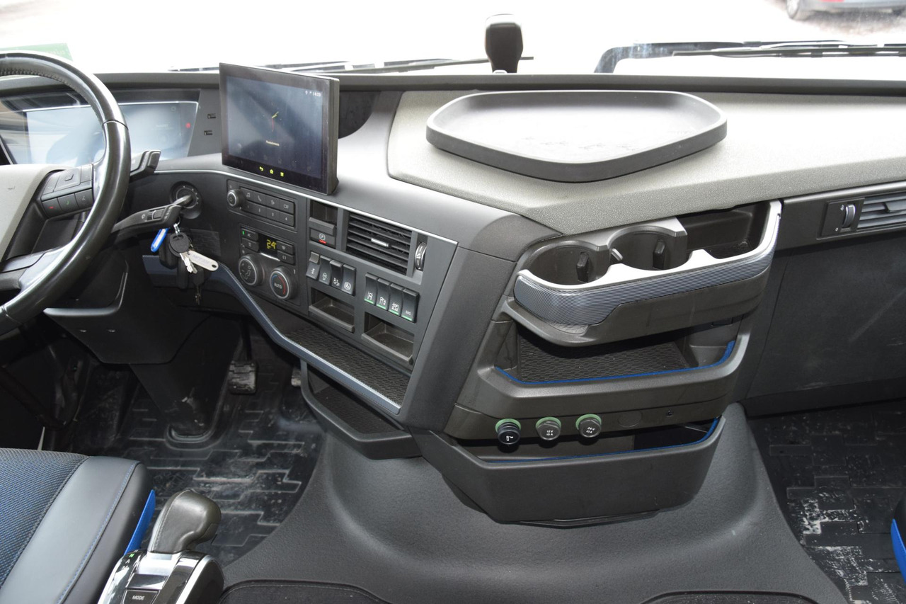 Тягач Volvo FH 500 Globetrotter XL: фото 12