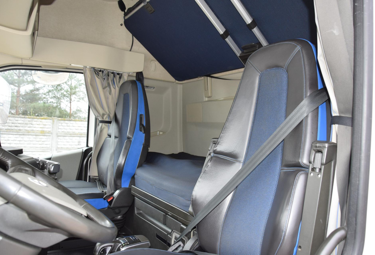 Тягач Volvo FH 500 Globetrotter XL: фото 9