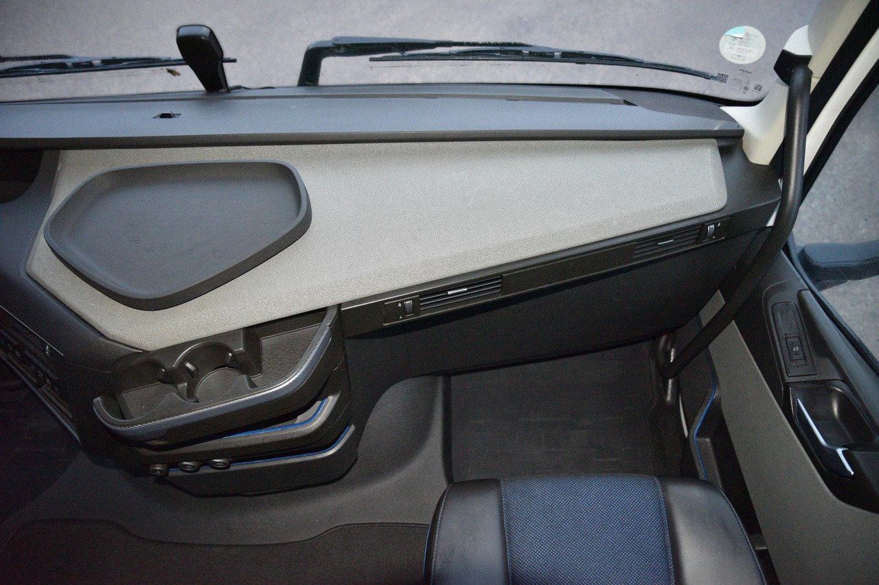 Тягач Volvo FH 500 Globetrotter XL Varios: фото 12