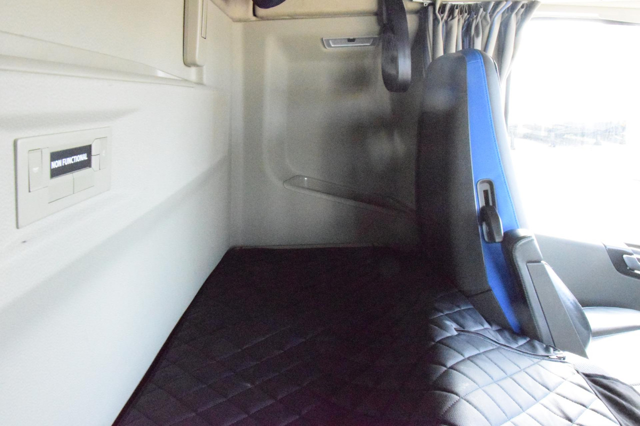 Тягач Volvo FH 540 Globetrotter XL Retarder: фото 15