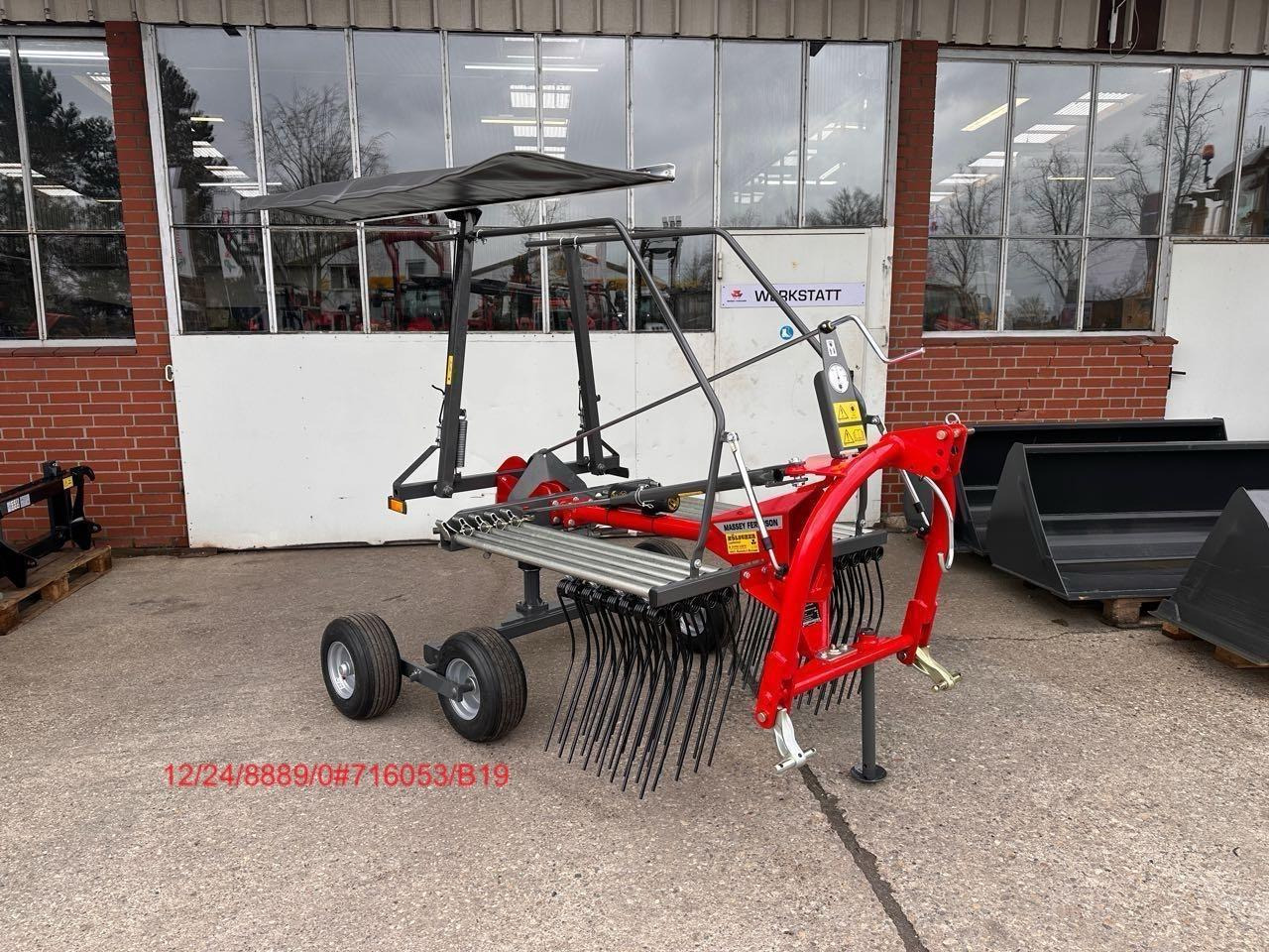 Massey Ferguson 361 DN - Сеноворошилка: фото 1 Massey Ferguson 361 DN - Сеноворошилка: фото 1