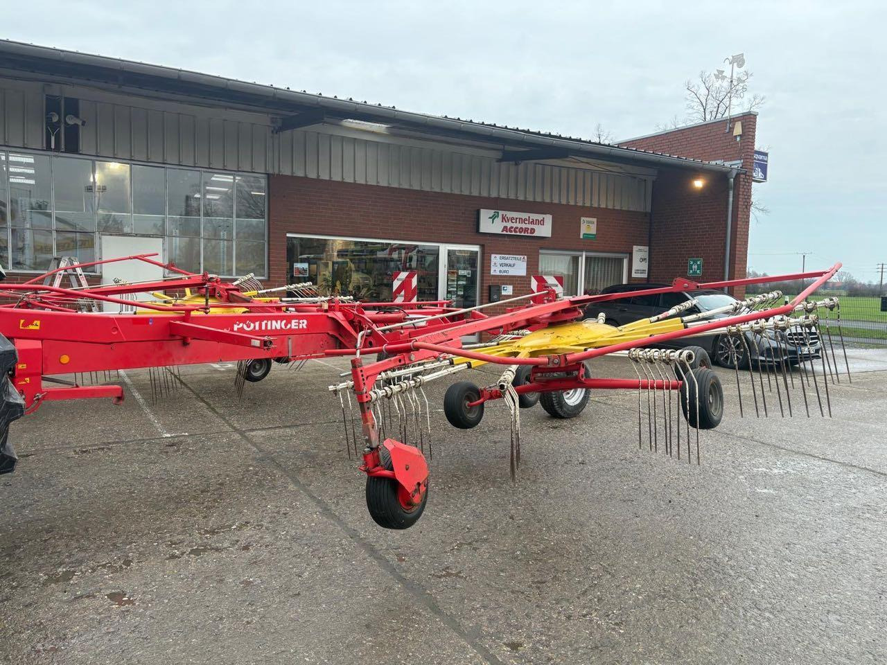 Сеноворошилка Pöttinger EUROTOP 881A: фото 10 Сеноворошилка Pöttinger EUROTOP 881A: фото 10
