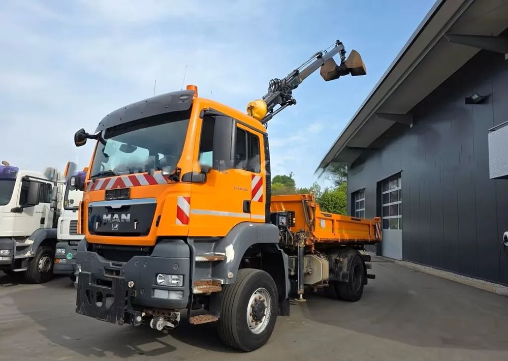 MAN TGS 18.320 4x4 – Wywrotka trójstronna Meiller + Kran HIAB | Komunalny | Euro 5 - Самосвал: фото 4 MAN TGS 18.320 4x4 – Wywrotka trójstronna Meiller + Kran HIAB | Komunalny | Euro 5 - Самосвал: фото 4