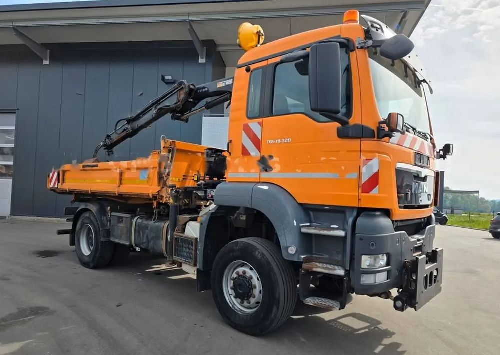 MAN TGS 18.320 4x4 – Wywrotka trójstronna Meiller + Kran HIAB | Komunalny | Euro 5 - Самосвал: фото 3 MAN TGS 18.320 4x4 – Wywrotka trójstronna Meiller + Kran HIAB | Komunalny | Euro 5 - Самосвал: фото 3