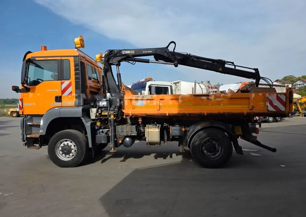 MAN TGS 18.320 4x4 – Wywrotka trójstronna Meiller + Kran HIAB | Komunalny | Euro 5 - Самосвал: фото 5 MAN TGS 18.320 4x4 – Wywrotka trójstronna Meiller + Kran HIAB | Komunalny | Euro 5 - Самосвал: фото 5