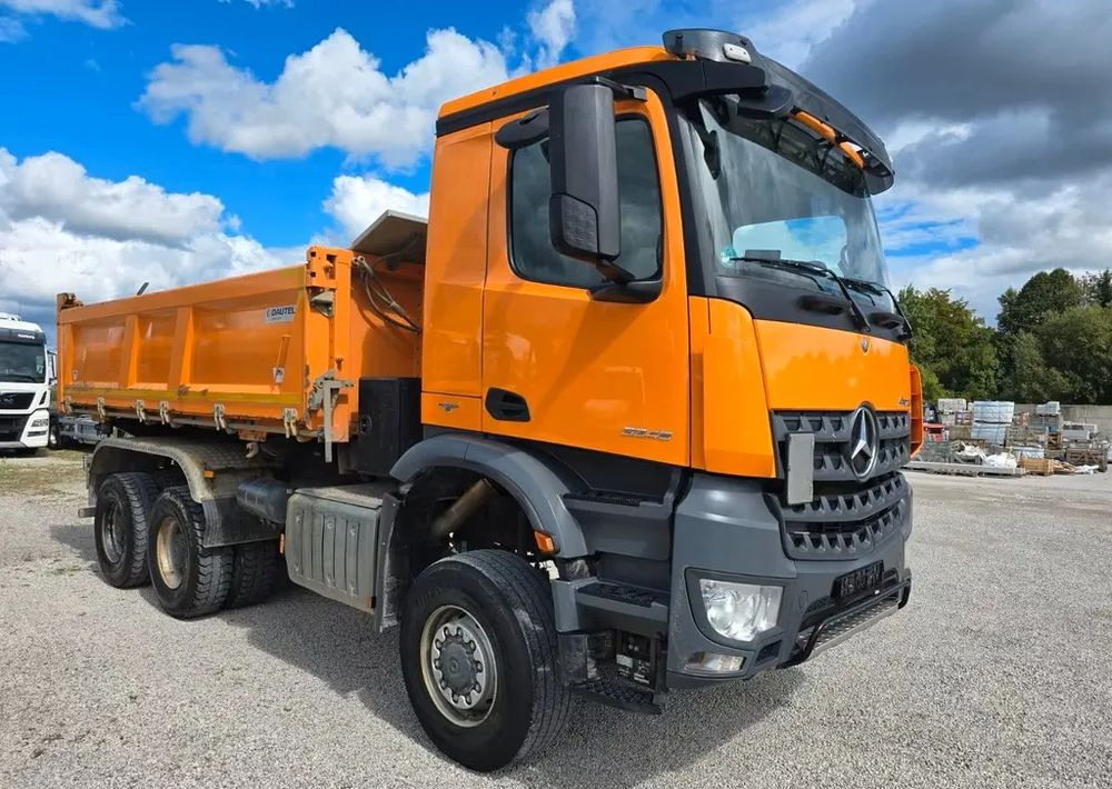 Mercedes-Benz Arocs 3345 6x6 Allrad / Bordmatic – Wywrotka Dautel | 449 KM | - Самосвал: фото 2 Mercedes-Benz Arocs 3345 6x6 Allrad / Bordmatic – Wywrotka Dautel | 449 KM | - Самосвал: фото 2