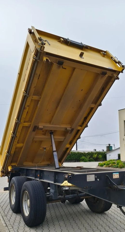 Miller Tandem R180 | Wywrotka 3-stronna | Pneumatyczne zawieszenie | Bordmatik | 2013 | Oś podnoszona - Самосвальный прицеп: фото 5 Miller Tandem R180 | Wywrotka 3-stronna | Pneumatyczne zawieszenie | Bordmatik | 2013 | Oś podnoszona - Самосвальный прицеп: фото 5