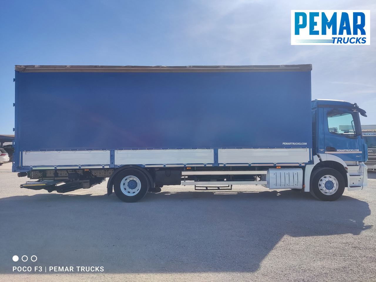 MERCEDES-BENZ ANTOS 1827 SEMITAUTLINER RETARDER - Тентованный грузовик: фото 4 MERCEDES-BENZ ANTOS 1827 SEMITAUTLINER RETARDER - Тентованный грузовик: фото 4