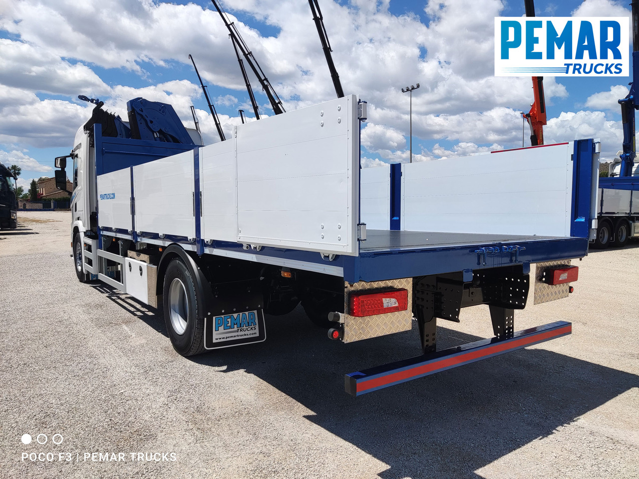 Грузовик бортовой/ Платформа, Автоманипулятор SCANIA P 370 4X2 GRUA CAJA FIJA: фото 10