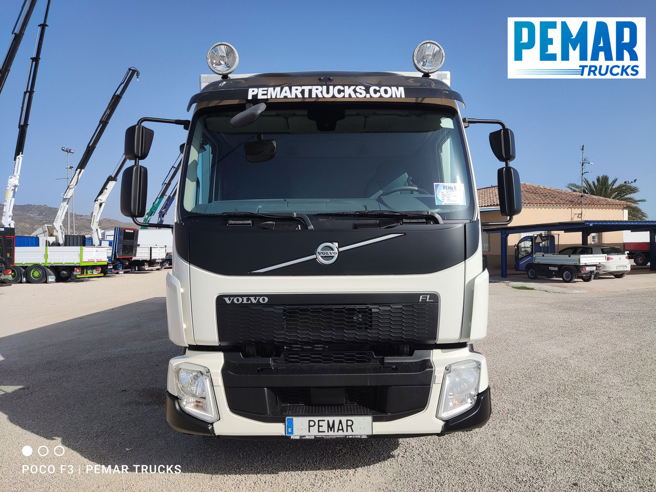 VOLVO FL 210 CAJA CERRADA 12T EURO 6 - Грузовик с закрытым кузовом: фото 2 VOLVO FL 210 CAJA CERRADA 12T EURO 6 - Грузовик с закрытым кузовом: фото 2