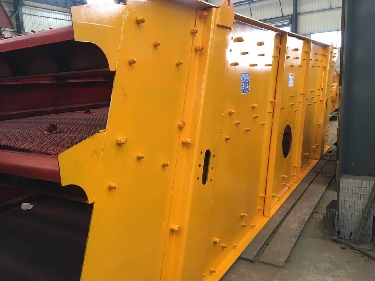Kinglink 3YK2160 Aggregates and Stone Vibrating Screen | 300TPH - Грохот: фото 3 Kinglink 3YK2160 Aggregates and Stone Vibrating Screen | 300TPH - Грохот: фото 3