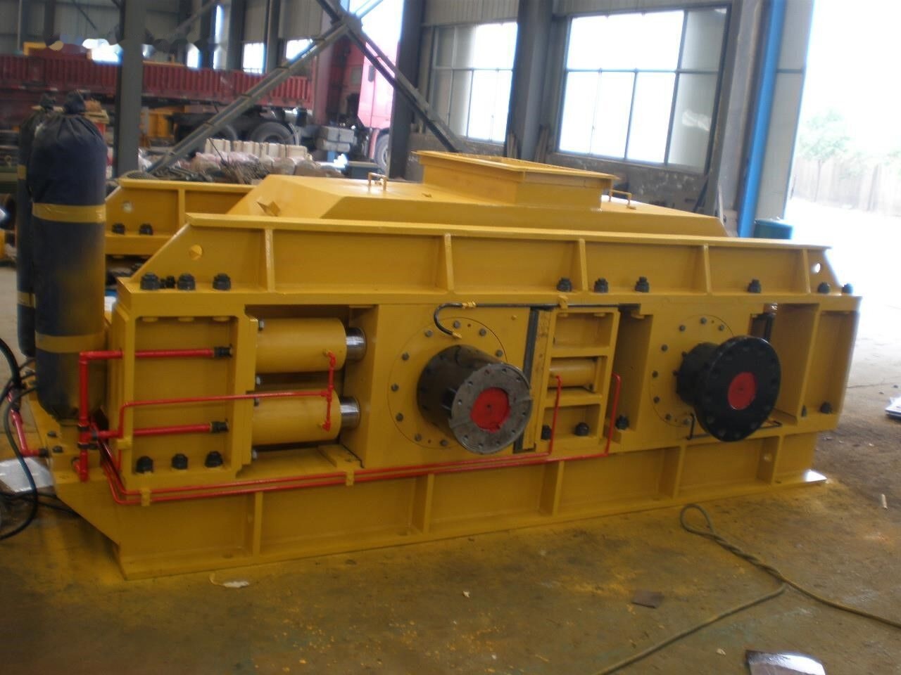 Kinglink Hydraulic Roller Crushing Machine KL2PGS1000 - Дробилка: фото 3 Kinglink Hydraulic Roller Crushing Machine KL2PGS1000 - Дробилка: фото 3