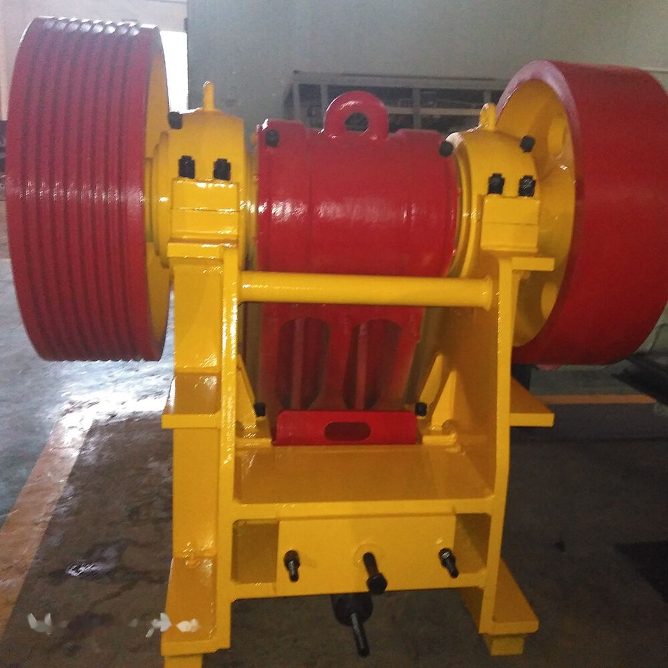 Kinglink Small Stone Jaw Crusher PE400x600 | PE16X24 - Щековая дробилка: фото 3 Kinglink Small Stone Jaw Crusher PE400x600 | PE16X24 - Щековая дробилка: фото 3