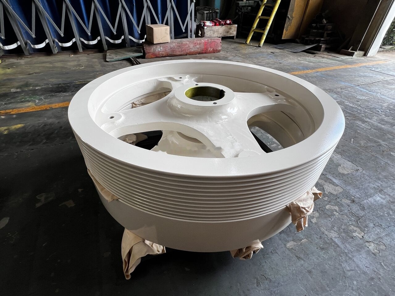 Metso Nordberg C106 Flywheel - Щековая дробилка: фото 1 Metso Nordberg C106 Flywheel - Щековая дробилка: фото 1