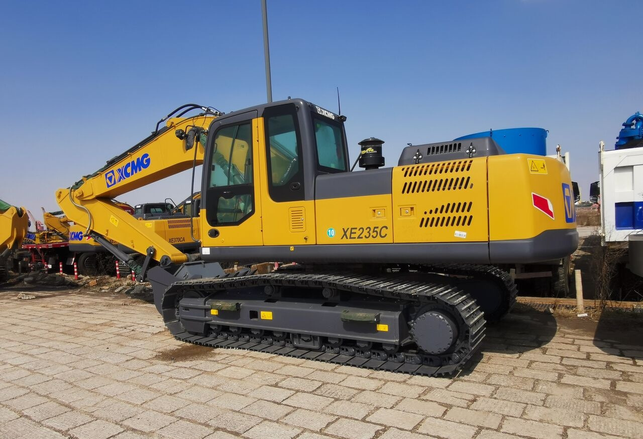 XCMG XE235C - Гусеничный экскаватор: фото 1 XCMG XE235C - Гусеничный экскаватор: фото 1