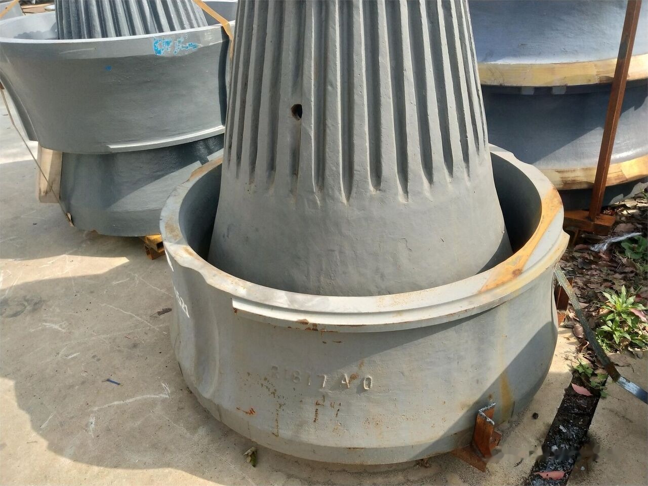 BOWL/CONCAVE/MANTLE/SPARE PARTS KINGLINK for Sandvik crushing plant - Запчасти: фото 2 BOWL/CONCAVE/MANTLE/SPARE PARTS KINGLINK for Sandvik crushing plant - Запчасти: фото 2