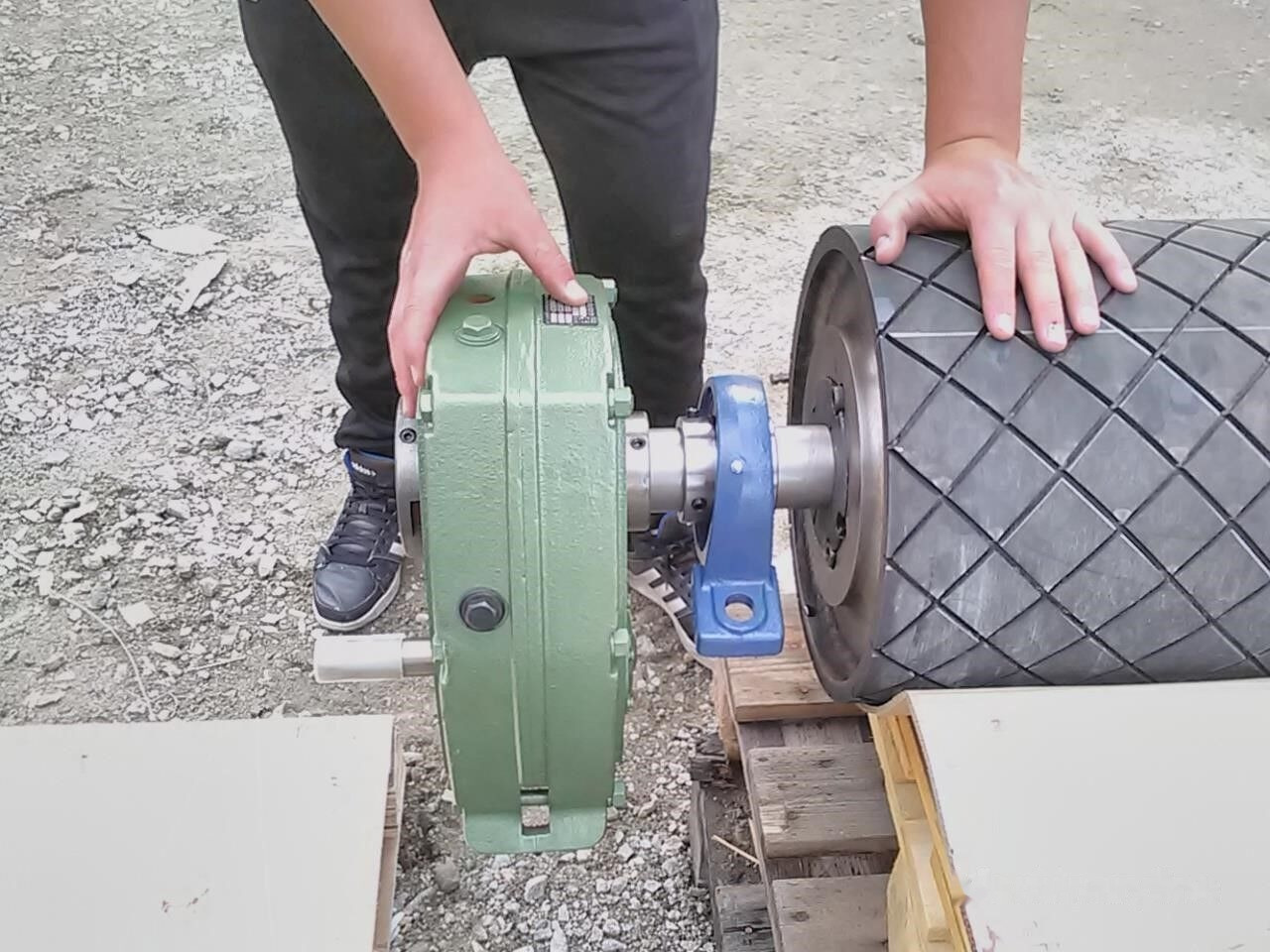 For KINGLINK B1200 belt conveyor - Двигатель и запчасти: фото 1 For KINGLINK B1200 belt conveyor - Двигатель и запчасти: фото 1