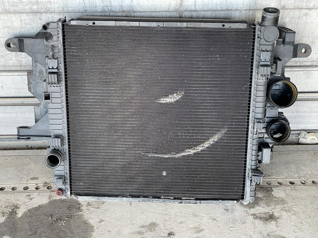 BEHR FOR MERCEDES VARIO - A 668 500 03 00 - Радиатор для Грузовиков: фото 2 BEHR FOR MERCEDES VARIO - A 668 500 03 00 - Радиатор для Грузовиков: фото 2