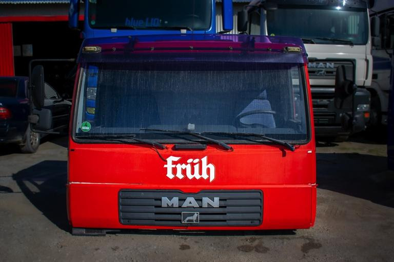 MAN L2000 - Кабина для Грузовиков: фото 2 MAN L2000 - Кабина для Грузовиков: фото 2