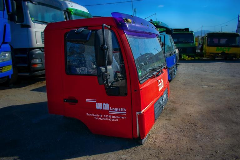 MAN L2000 - Кабина для Грузовиков: фото 3 MAN L2000 - Кабина для Грузовиков: фото 3