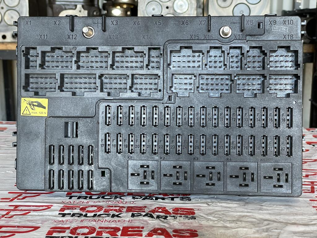 MERCEDES-BENZ ACTROS MP2 GRUNDMODUL - A 000 446 7458 - Предохранитель для Грузовиков: фото 2 MERCEDES-BENZ ACTROS MP2 GRUNDMODUL - A 000 446 7458 - Предохранитель для Грузовиков: фото 2