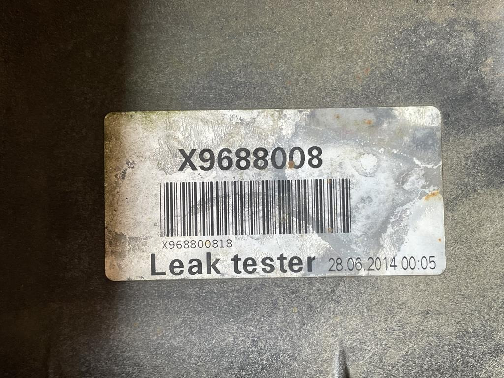 MERCEDES-BENZ ACTROS MP4 - A 960 501 41 03 - Расширительный бачок для Грузовиков: фото 5 MERCEDES-BENZ ACTROS MP4 - A 960 501 41 03 - Расширительный бачок для Грузовиков: фото 5