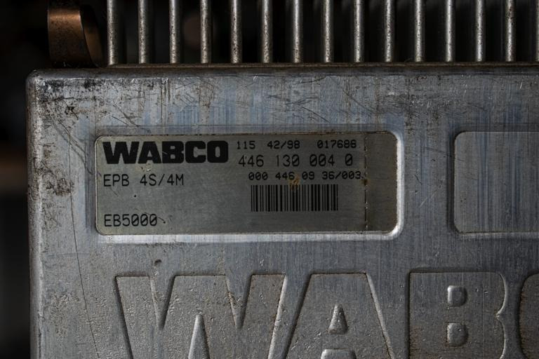 MERCEDES-BENZ EPB 4S/4M - Блок управления для Грузовиков: фото 3 MERCEDES-BENZ EPB 4S/4M - Блок управления для Грузовиков: фото 3