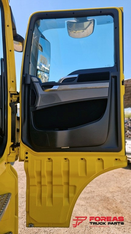 Тягач MAN TGX 26.500 6X2 EURO 6C – FOR SPARE PARTS: фото 16