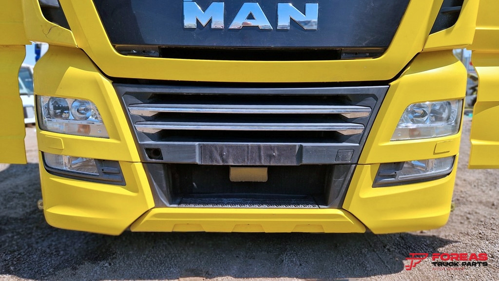 Тягач MAN TGX 26.500 6X2 EURO 6C – FOR SPARE PARTS: фото 18