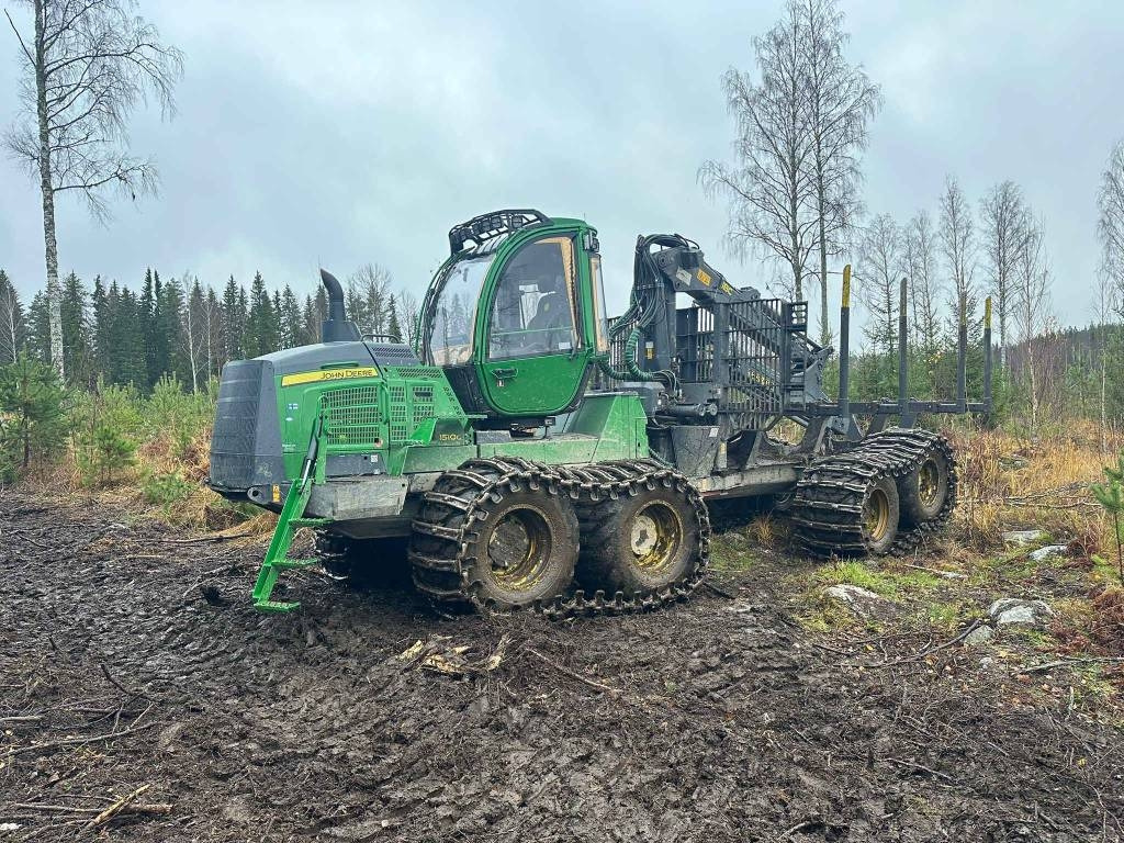 Форвардер John Deere 1510 G: фото 1