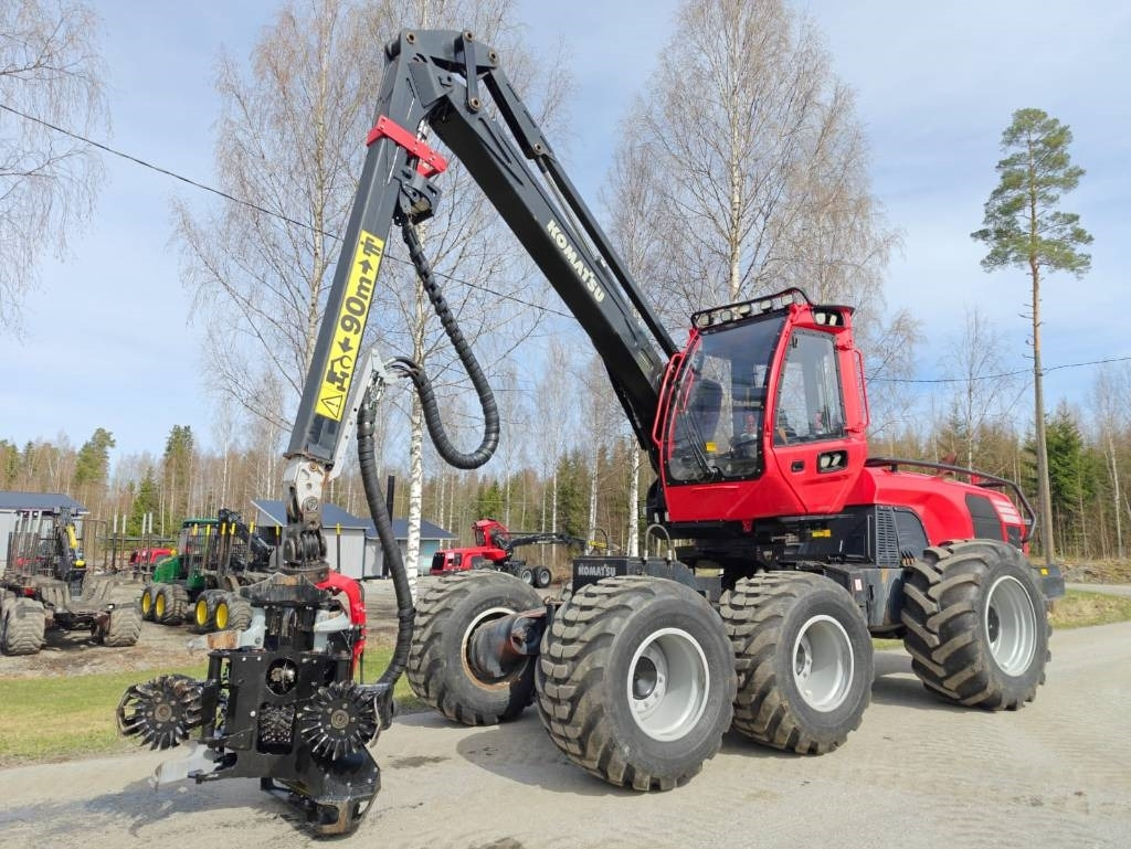 Komatsu 911 - Харвестер: фото 1 Komatsu 911 - Харвестер: фото 1